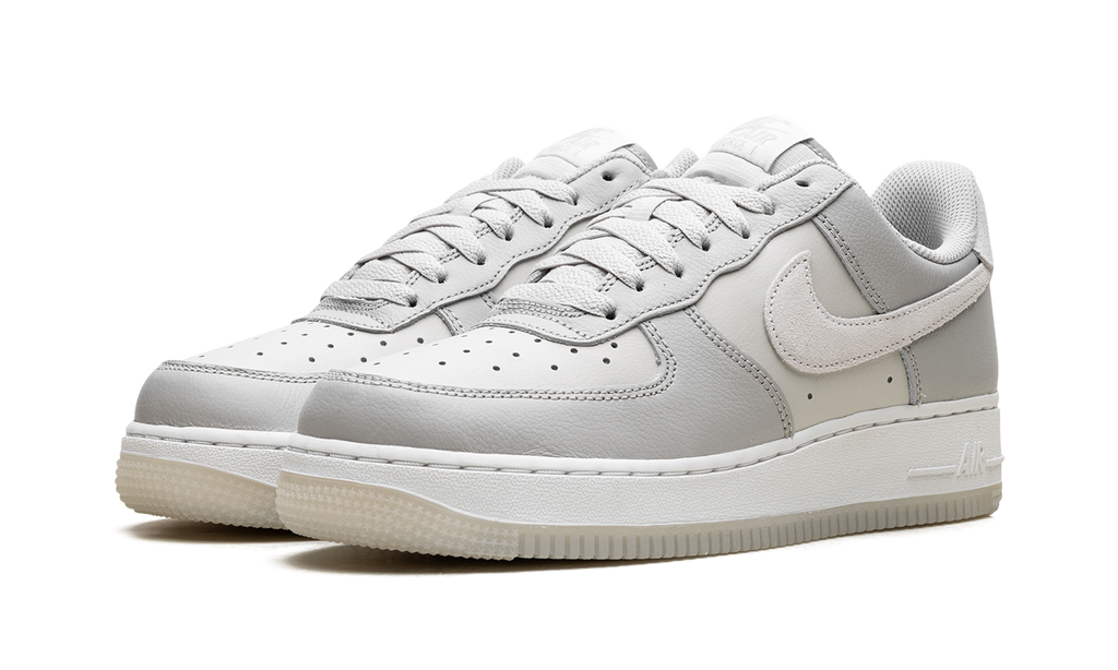 Air Force 1 '07 "Light Bone" FN5832 001