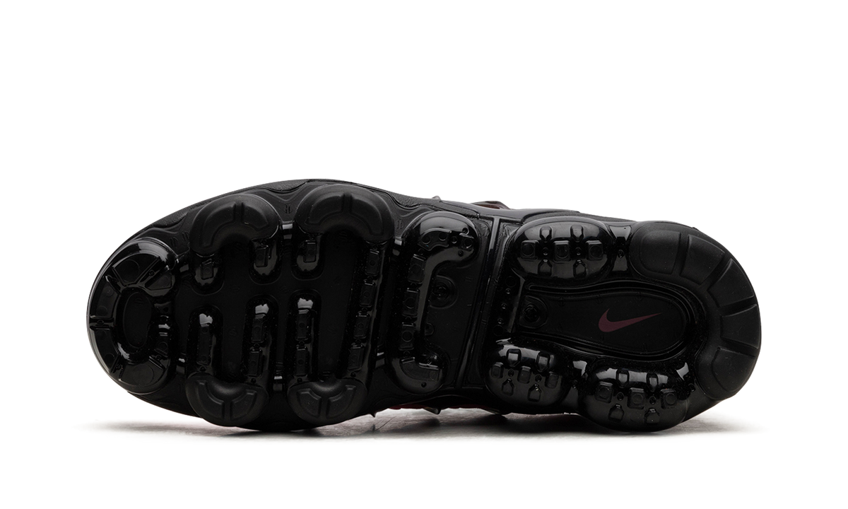 VAPORMAX PLUS WMNS "Miami Nights" FN7175 630